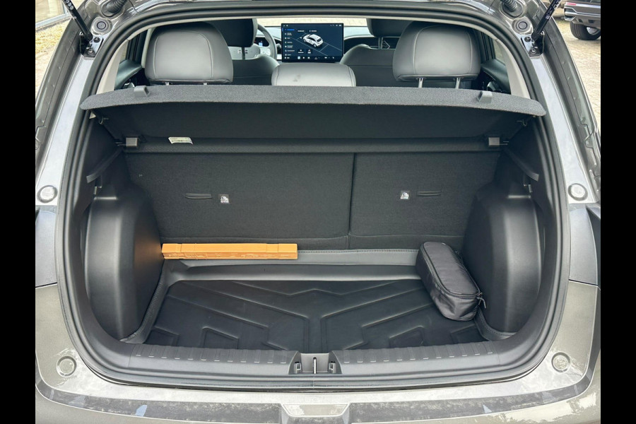 GEELY E2 Max 47.14 kWh 81 PK |  252 Km actieradius | Verwarmbare voorstoelen en stuurwiel | Achteruitrijcamera en parkeersensoren achter | 8,8″ digitaal instrumentenpaneel en 14,6″ multimediascherm met Flyme Auto | 2026