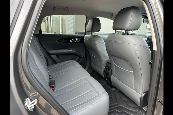 GEELY E2 Max 47.14 kWh 81 PK |  252 Km actieradius | Verwarmbare voorstoelen en stuurwiel | Achteruitrijcamera en parkeersensoren achter | 8,8″ digitaal instrumentenpaneel en 14,6″ multimediascherm met Flyme Auto | 2026