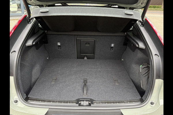 Volvo C40 Recharge Ultimate 69 kWh WAMTEPOMP | STOEL/STUURVERWARMING | SOH 93% | 360° CAMERA | ELEKTRISCHE ACHTERKLEP