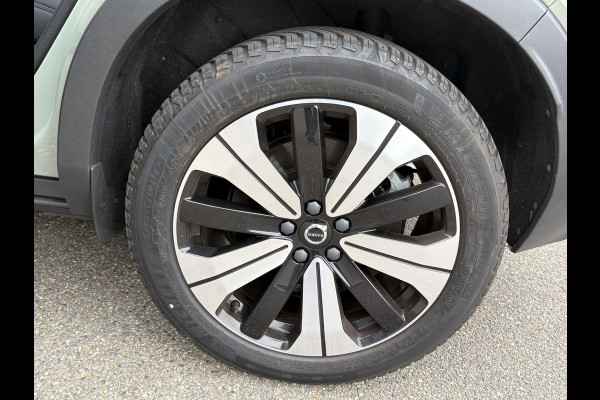 Volvo C40 Recharge Ultimate 69 kWh WAMTEPOMP | STOEL/STUURVERWARMING | SOH 93% | 360° CAMERA | ELEKTRISCHE ACHTERKLEP
