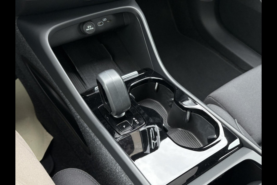 Volvo C40 Recharge Ultimate 69 kWh WAMTEPOMP | STOEL/STUURVERWARMING | SOH 93% | 360° CAMERA | ELEKTRISCHE ACHTERKLEP