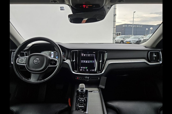 Volvo V60 2.0 B3 Inscription | Trekhaak| Comfort Stoelen| Dealer onderhouden|