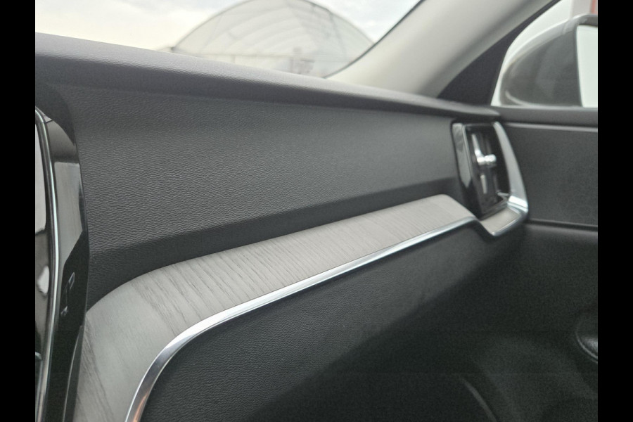 Volvo V60 2.0 B3 Inscription | Trekhaak| Comfort Stoelen| Dealer onderhouden|