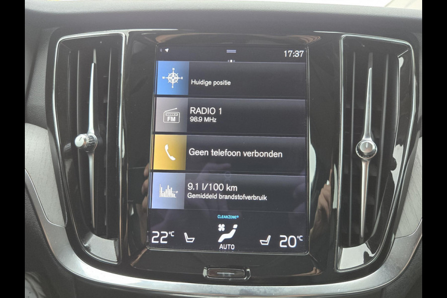 Volvo V60 2.0 B3 Inscription | Trekhaak| Comfort Stoelen| Dealer onderhouden|
