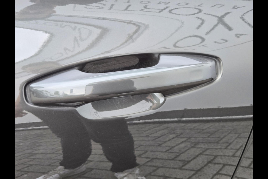 Volvo V60 2.0 B3 Inscription | Trekhaak| Comfort Stoelen| Dealer onderhouden|