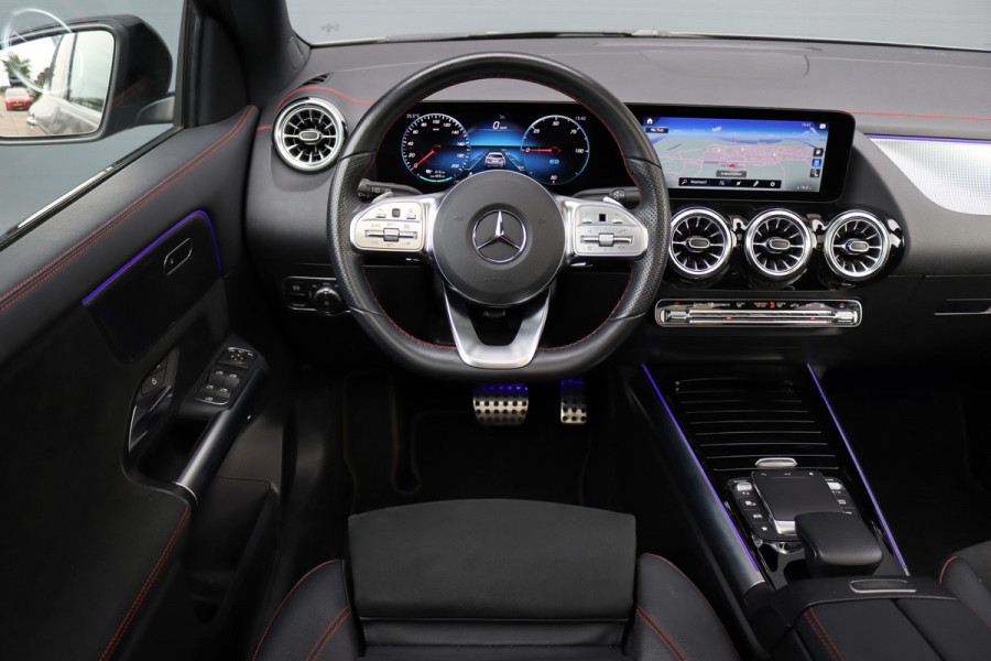 Mercedes-Benz EQA 250 Sport Edition 67 kWh | Panoramadak | Trekhaak | Widescreen | Keyless Go | Camera | Dodehoekassistent | Advanced Sound System |