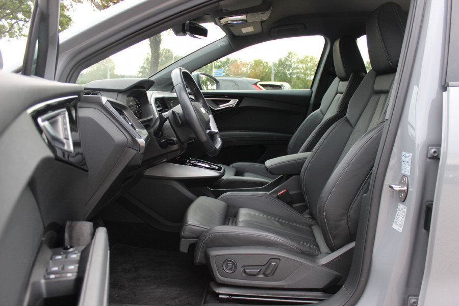 Audi Q4 e-tron 35 Advanced edition 55 kWh / SoH 93,1% / Camera / Leder / Keyless / Matrix LED / 20'' / Warmtepomp / Elektr. Bestuurdersstoel / Stoelverwarming / DAB / ACC