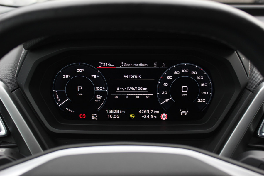 Audi Q4 e-tron 35 Advanced edition 55 kWh / SoH 93,1% / Camera / Leder / Keyless / Matrix LED / 20'' / Warmtepomp / Elektr. Bestuurdersstoel / Stoelverwarming / DAB / ACC