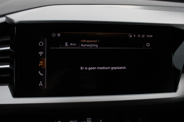 Audi Q4 e-tron 35 Advanced edition 55 kWh / SoH 93,1% / Camera / Leder / Keyless / Matrix LED / 20'' / Warmtepomp / Elektr. Bestuurdersstoel / Stoelverwarming / DAB / ACC