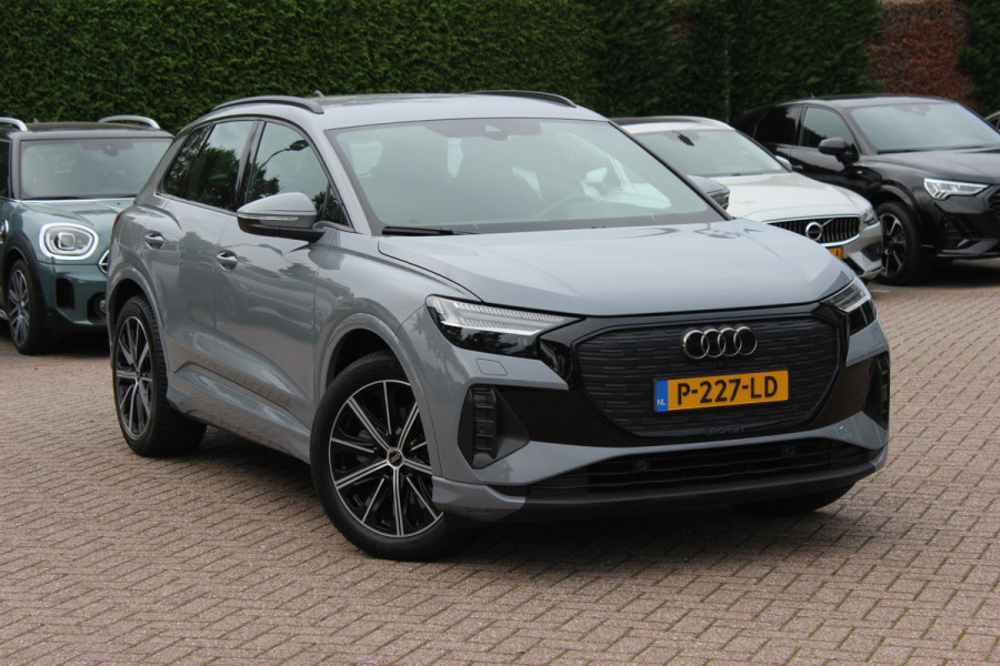 Audi Q4 e-tron 35 Advanced edition 55 kWh / SoH 93,1% / Camera / Leder / Keyless / Matrix LED / 20'' / Warmtepomp / Elektr. Bestuurdersstoel / Stoelverwarming / DAB / ACC