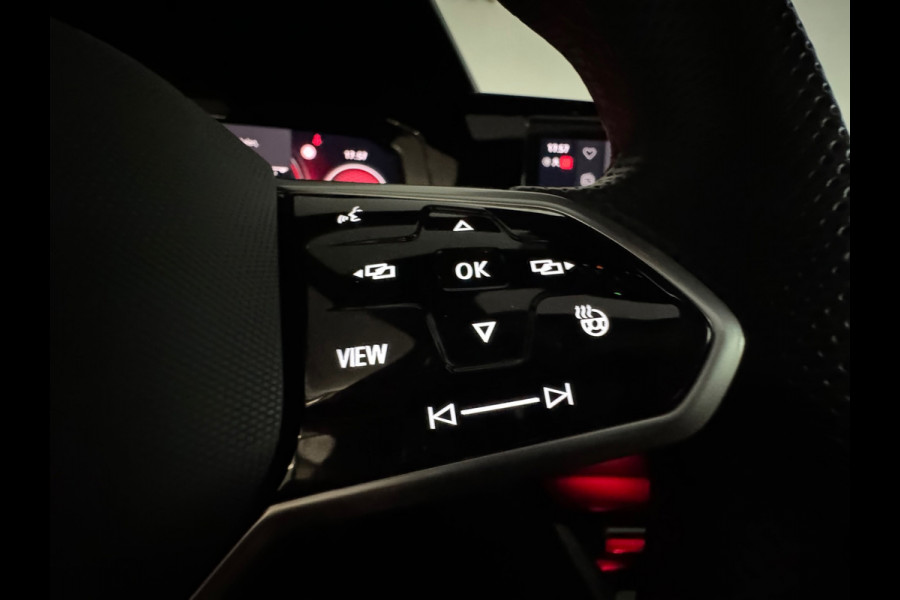 Volkswagen Golf 2.0 TSI GTI Clubsport Pano|H/K|Nürburg|Keyless