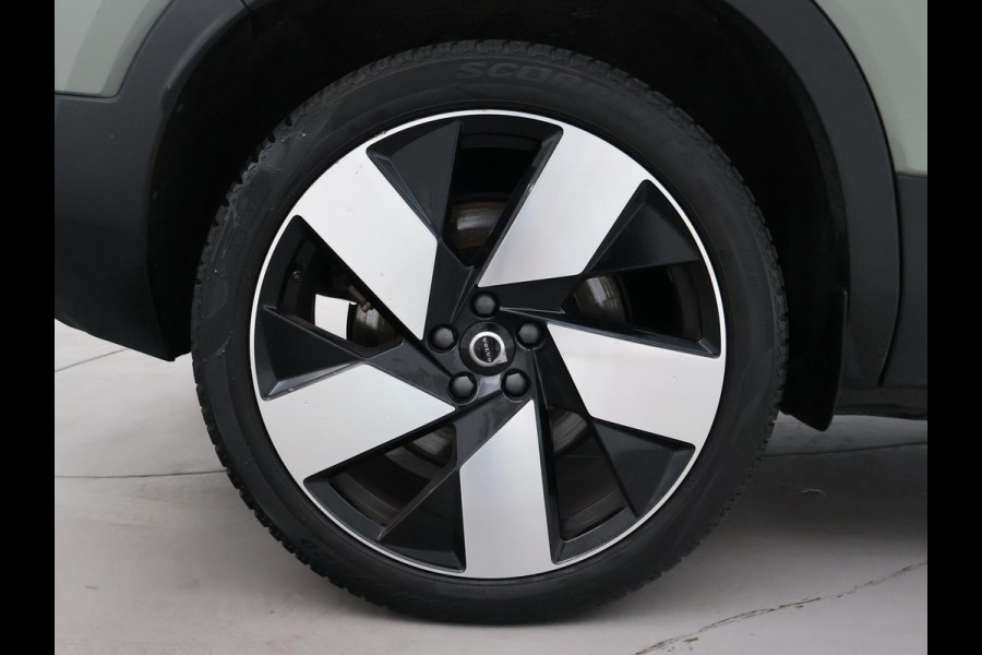 Volvo C40 SINGLE MOTOR EXTENDED RANGE PLUS 82 kWh 97% SOH + ELEK. TREKHAAK | 20 INCH | PANORAMA | CAMERA