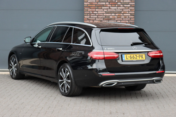 Mercedes-Benz E-Klasse Estate 300 e Business Solution Luxury | Trekhaak | Augmented Reality | Surround Camera | Keyless Go | Sfeerverlichting | Dodehoekassistent | Multibeam LED |