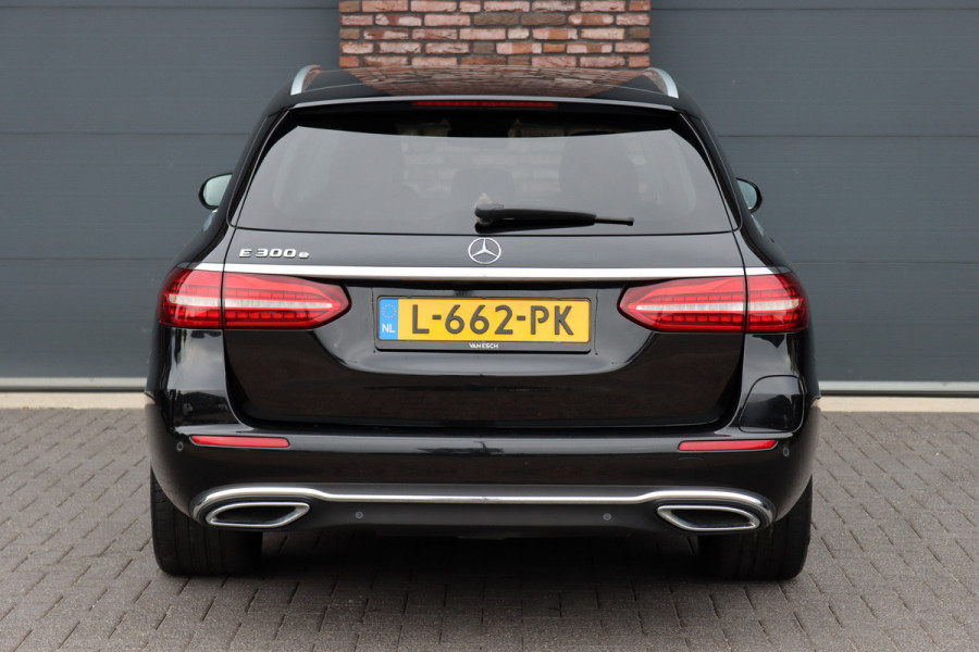Mercedes-Benz E-Klasse Estate 300 e Business Solution Luxury | Trekhaak | Augmented Reality | Surround Camera | Keyless Go | Sfeerverlichting | Dodehoekassistent | Multibeam LED |