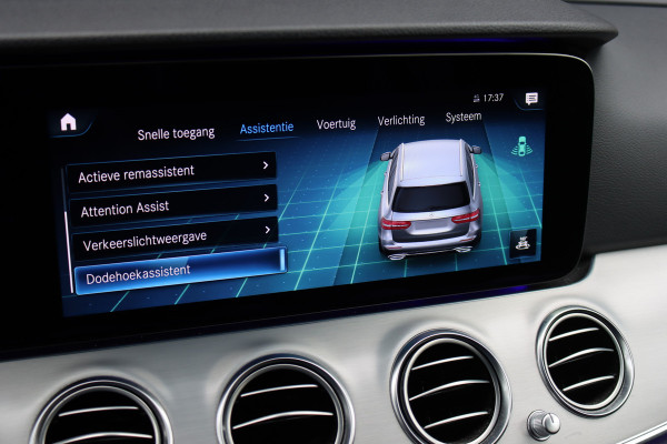 Mercedes-Benz E-Klasse Estate 300 e Business Solution Luxury | Trekhaak | Augmented Reality | Surround Camera | Keyless Go | Sfeerverlichting | Dodehoekassistent | Multibeam LED |