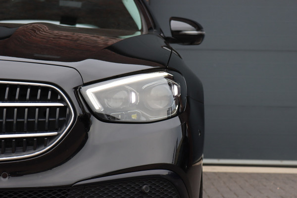 Mercedes-Benz E-Klasse Estate 300 e Business Solution Luxury | Trekhaak | Augmented Reality | Surround Camera | Keyless Go | Sfeerverlichting | Dodehoekassistent | Multibeam LED |