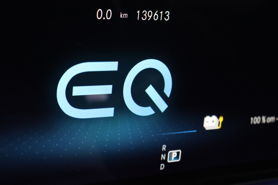 Mercedes-Benz E-Klasse Estate 300 e Business Solution Luxury | Trekhaak | Augmented Reality | Surround Camera | Keyless Go | Sfeerverlichting | Dodehoekassistent | Multibeam LED |