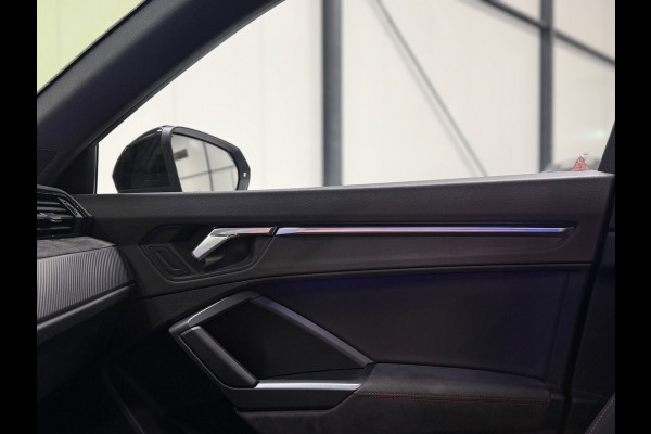 Audi RS Q3 Sportback 2.5 TFSI QUATTRO|Pano | Nardo Grey | Matrix LED | B&O | RS Sportstoelen | Keyless | Blindspot
