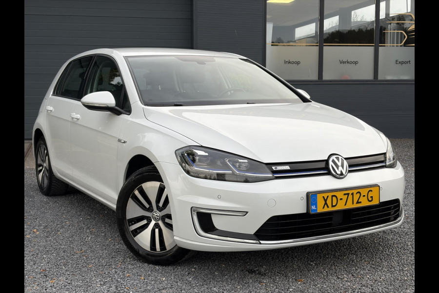 Volkswagen e-Golf e-Golf ✓SOH 85,18 %✓2e Eigenaar✓Carplay✓Navi✓Clima✓Cruise✓Pdc V+A✓136pk✓Lm velgen✓Bj 12-2018✓N.A.P✓Apk tot 10-2027