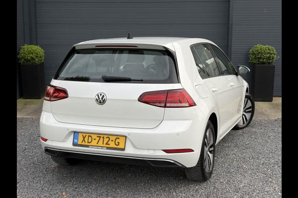 Volkswagen e-Golf e-Golf ✓SOH 85,18 %✓2e Eigenaar✓Carplay✓Navi✓Clima✓Cruise✓Pdc V+A✓136pk✓Lm velgen✓Bj 12-2018✓N.A.P✓Apk tot 10-2027