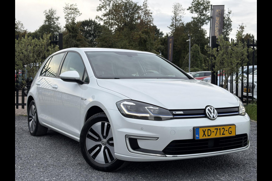 Volkswagen e-Golf e-Golf ✓SOH 85,18 %✓2e Eigenaar✓Carplay✓Navi✓Clima✓Cruise✓Pdc V+A✓136pk✓Lm velgen✓Bj 12-2018✓N.A.P✓Apk tot 10-2027