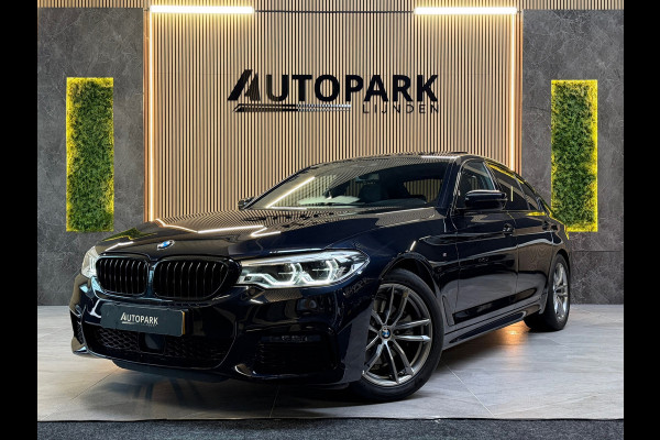 BMW 5 Serie 520i M-Sport|SERVICE-INCLUSIVE|PANO|MEMORY|NAP|SFEERVERLICHTING|STOELVENTILATIE|DISPLAY-KEY|
