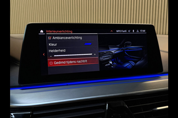 BMW 5 Serie 520i M-Sport|SERVICE-INCLUSIVE|PANO|MEMORY|NAP|SFEERVERLICHTING|STOELVENTILATIE|DISPLAY-KEY|