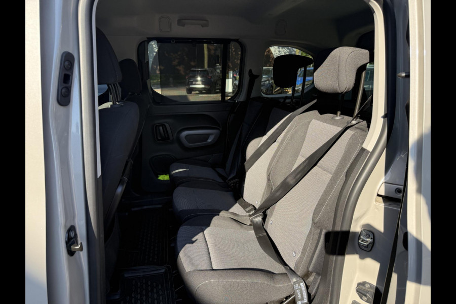 Toyota PROACE CITY Verso Toyota Proace City L1 Electric Team D SOH: 100% | VAN: 29.900,- VOOR: 26.877,- UW HERFSTVOORDEEL: 3.023,- euro | RIJKLAARPRIJS incl. TOYOTA GARANTIE