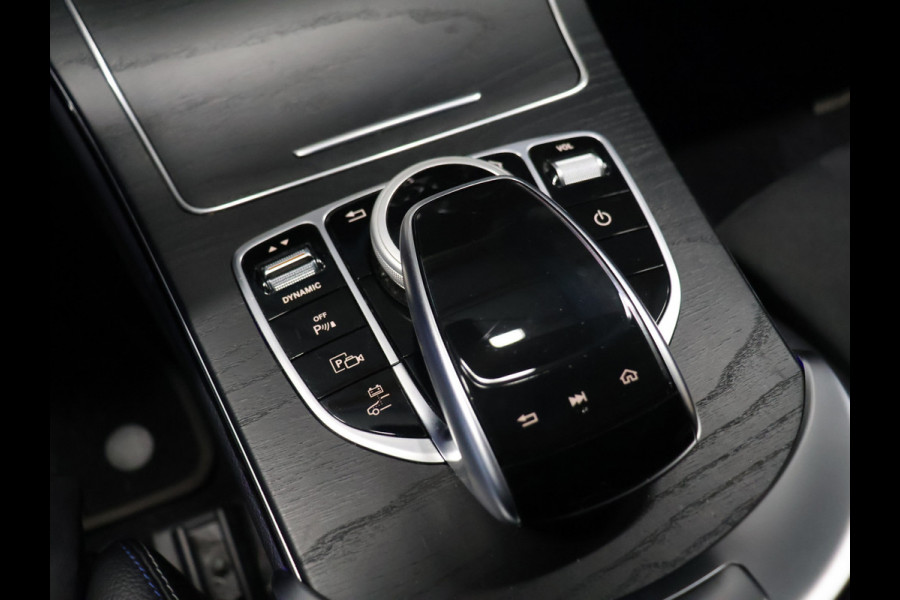 Mercedes-Benz C-Klasse 300 e AMG Limited [DIGITAL DASHBOARD, GROOT NAVIGATIE, APPLE CARPLAY, ANDROID, ELEK. VERSTELBARE SPORTSTOELEN, CAMERA V+A, STOELVERWARMING, CRUISE, CLIMATE, NIEUWSTAAT]