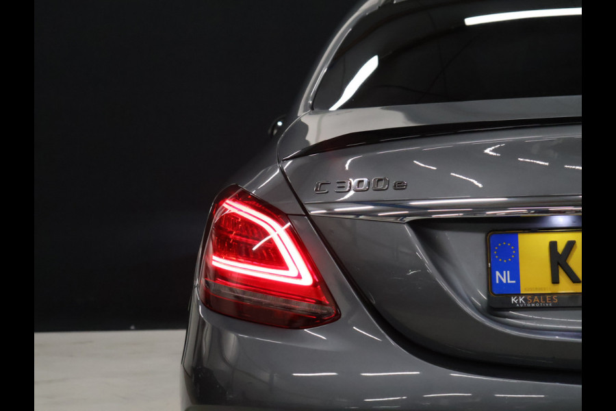Mercedes-Benz C-Klasse 300 e AMG Limited [DIGITAL DASHBOARD, GROOT NAVIGATIE, APPLE CARPLAY, ANDROID, ELEK. VERSTELBARE SPORTSTOELEN, CAMERA V+A, STOELVERWARMING, CRUISE, CLIMATE, NIEUWSTAAT]