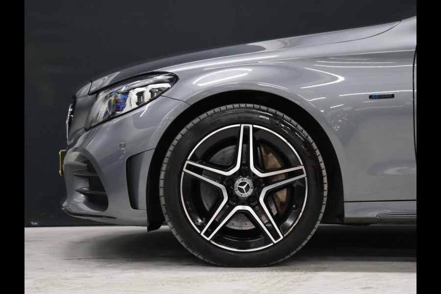 Mercedes-Benz C-Klasse 300 e AMG Limited [DIGITAL DASHBOARD, GROOT NAVIGATIE, APPLE CARPLAY, ANDROID, ELEK. VERSTELBARE SPORTSTOELEN, CAMERA V+A, STOELVERWARMING, CRUISE, CLIMATE, NIEUWSTAAT]