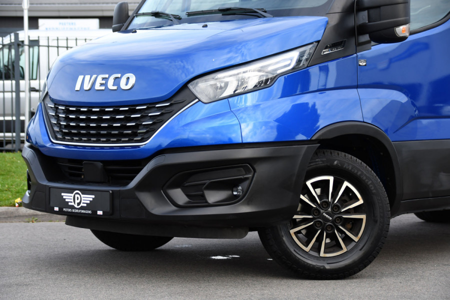 Iveco Daily 35C14V 2.3 352 H2 PB Edition Adaptieve Cruise, Camera, LED, Automaat, Clima, 3500kg Trekgewicht, Multimedia, Uniek!