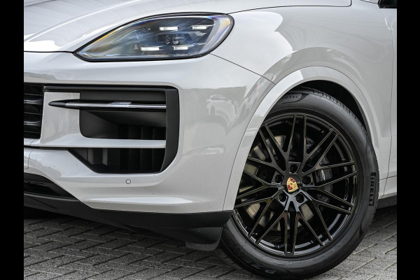 Porsche Cayenne Coupé 3.0 E-Hybrid | Panoramadak | NL-Auto | Dealeronderhouden | Sport Chrono | Bose | Memory Seats | Stoelverwarming + Ventilatie | Luchtvering | Stuurverwaming | Trekhaak |
