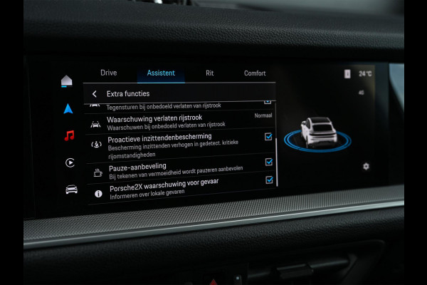Porsche Cayenne Coupé 3.0 E-Hybrid | Panoramadak | NL-Auto | Dealeronderhouden | Sport Chrono | Bose | Memory Seats | Stoelverwarming + Ventilatie | Luchtvering | Stuurverwaming | Trekhaak |