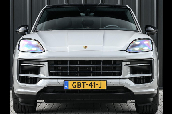 Porsche Cayenne Coupé 3.0 E-Hybrid | Panoramadak | NL-Auto | Dealeronderhouden | Sport Chrono | Bose | Memory Seats | Stoelverwarming + Ventilatie | Luchtvering | Stuurverwaming | Trekhaak |