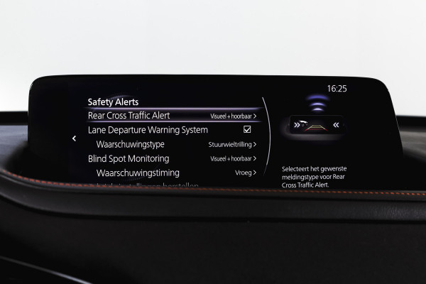 Mazda CX-30 2.0 e-SkyActiv-X 186 PK M Hybrid Nagisa Org. NL. | Adapt. Cruise | Trekhaak | Stoelverw. | PDC | Camera | NAV + App. Connect | ECC | Bose | Elek. Klep | LM 18" |