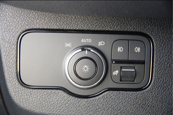 Mercedes-Benz Sprinter 317 1.9 CDI L2H2 3-ZITS, FACELIFT, AUT. LED, 3.5T TREKHAAK, CAMERA, NAVI, CRUISE, CLIMA, PARKEERSENSOREN