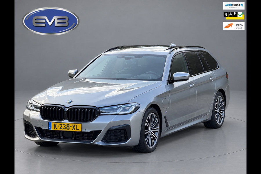 BMW 5 Serie Touring 530e M sport PLUS, panoramadak, electr trekhaak, lazer, VOL OPTIES! 1 e eigenaar, Origineel NL auto met nap