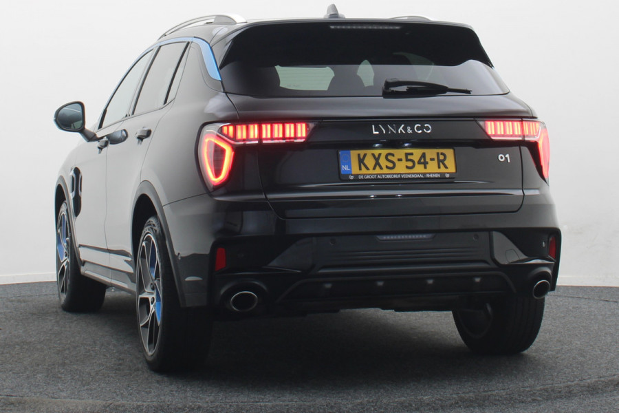 Lynk & Co 01 1.5 Plug-in Hybrid 360° Camera, Panoramadak, Zwarte hemel, ACC, Apple Carplay, Infinity Sound, DAB, 20''