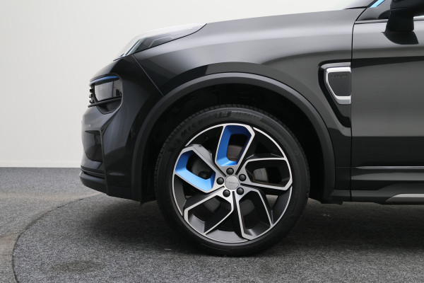 Lynk & Co 01 1.5 Plug-in Hybrid 360° Camera, Panoramadak, Zwarte hemel, ACC, Apple Carplay, Infinity Sound, DAB, 20''