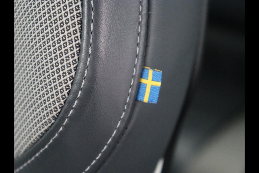 Volvo S60 2.0 T4 R-Design | Stoelverwarming | LED | Navigatie | Camera |