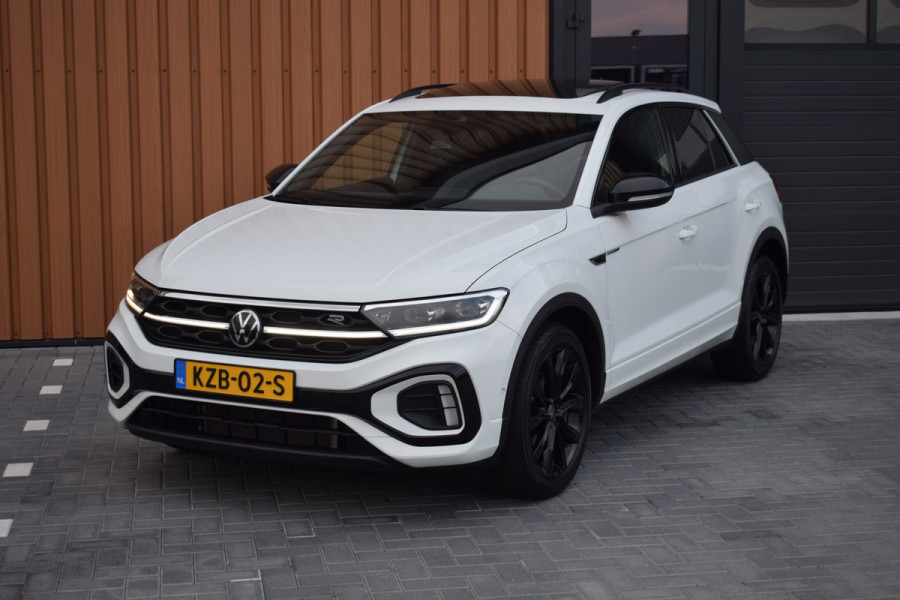 Volkswagen T-Roc 1.5 TSI R-Line Black Style | Pano | Keyless | Trekhaak | IQ light