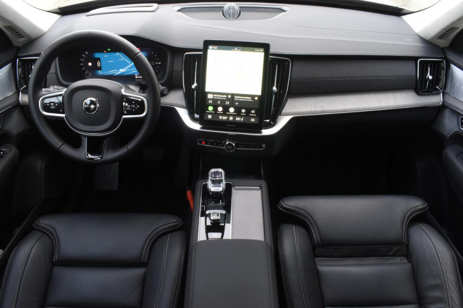 Volvo XC90 T8 455PK Plug-in hybrid AWD Ultra Dark / Bowers & Wilkins / Luchtvering / Head-Up Display / 360 Camera / Massagestoelen / Elektrisch bedienbare stoelen met geheugen / Stoelventilatie / Nappaleder / Elektrisch uitklapbare trekhaak