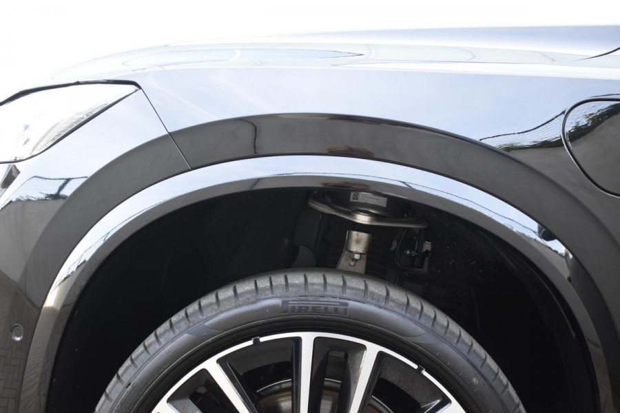 Volvo XC90 T8 455PK Plug-in hybrid AWD Ultra Dark / Bowers & Wilkins / Luchtvering / Head-Up Display / 360 Camera / Massagestoelen / Elektrisch bedienbare stoelen met geheugen / Stoelventilatie / Nappaleder / Elektrisch uitklapbare trekhaak