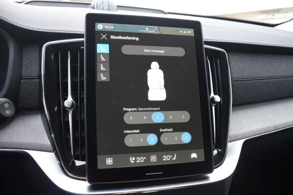 Volvo XC90 T8 455PK Plug-in hybrid AWD Ultra Dark / Bowers & Wilkins / Luchtvering / Head-Up Display / 360 Camera / Massagestoelen / Elektrisch bedienbare stoelen met geheugen / Stoelventilatie / Nappaleder / Elektrisch uitklapbare trekhaak