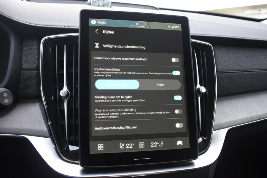 Volvo XC90 T8 455PK Plug-in hybrid AWD Ultra Dark / Bowers & Wilkins / Luchtvering / Head-Up Display / 360 Camera / Massagestoelen / Elektrisch bedienbare stoelen met geheugen / Stoelventilatie / Nappaleder / Elektrisch uitklapbare trekhaak