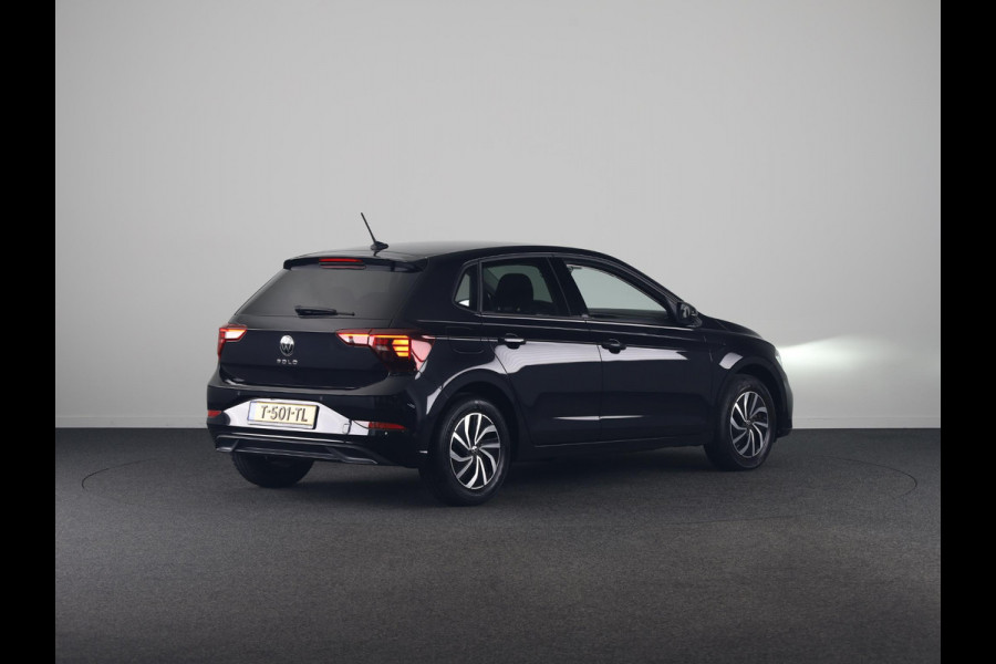Volkswagen Polo 1.0 TSI Life 95 pk | Navigatie via App | Parkeersensoren | Adaptieve cruise control | LED koplampen | Apple Carplay/Android Auto |