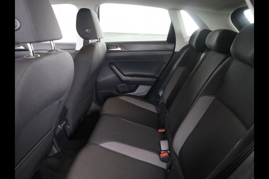 Volkswagen Polo 1.0 TSI Life 95 pk | Navigatie via App | Parkeersensoren | Adaptieve cruise control | LED koplampen | Apple Carplay/Android Auto |