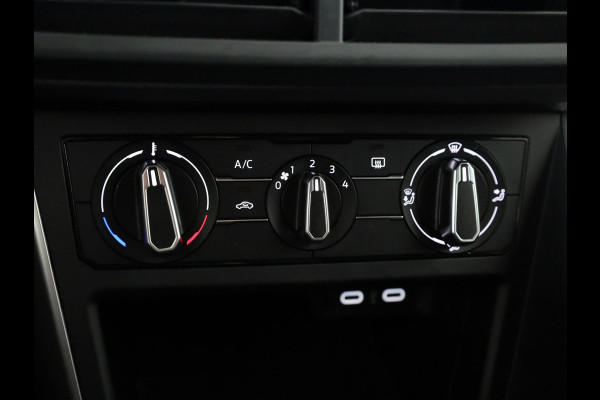 Volkswagen Polo 1.0 TSI Life 95 pk | Navigatie via App | Parkeersensoren | Adaptieve cruise control | LED koplampen | Apple Carplay/Android Auto |