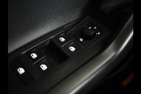 Volkswagen Polo 1.0 TSI Life 95 pk | Navigatie via App | Parkeersensoren | Adaptieve cruise control | LED koplampen | Apple Carplay/Android Auto |